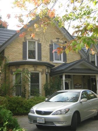 Of note is the bay window.; Martha Fallis, 2008.