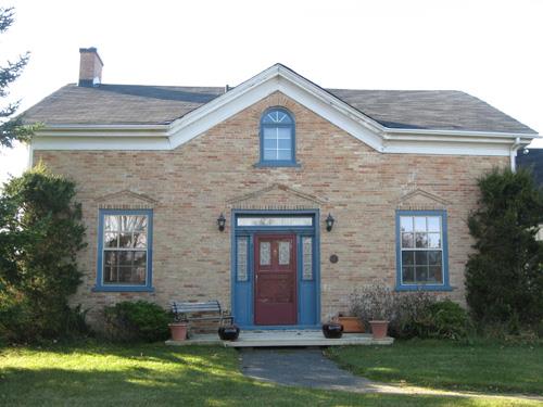 Contemporary view of the front façade of the Weatherhead House.; MCL 2009