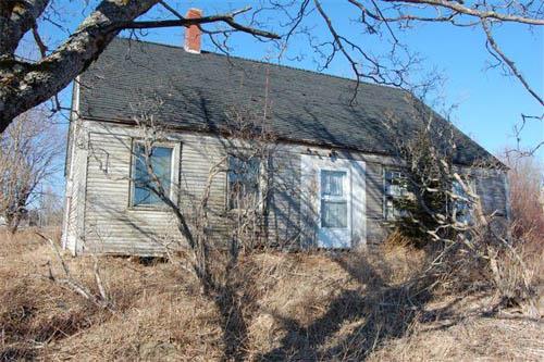 Front view of the Polkinhorn House.; Grand Manan Historical Society, 2010