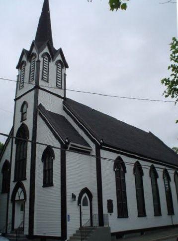 St. Andrew's Presbyterian Church, Old Town, Lunenburg, front and side elevations, 2004; Heritage Division, NS Dept. of Tourism, Culture and Heritage, 2004