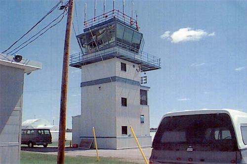 General view of the north and west facades of the former control tower.; Department of National Defence / ministère de la Défense nationale.