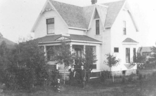 Exterior northwest view of the Clarke Residence (circa 1910); Red Deer and District Archives, Photo: pa-80-24-1w-10