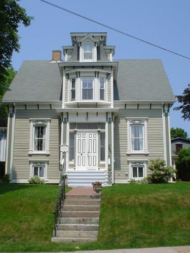 Charles Smith House, Old Town Lunenburg, front façade, 2004; Heritage Division, NS Dept. of Tourism, Culture and Heritge