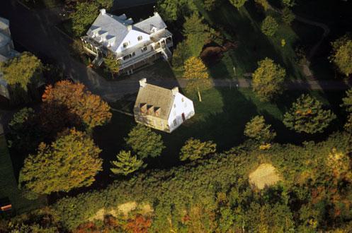 Vieux presbytère de Deschambault; Ministère de la Culture, des Communications et de la Condition féminine, Pierre Lahoud, 2004