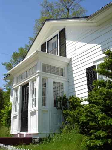 Detail, front vestibule; RHI 2006