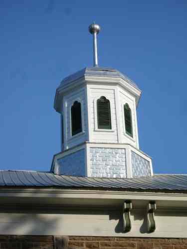 Cupola and eave detail; RHI 2006