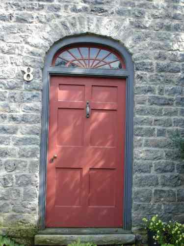 Front entrance detail; RHI 2006