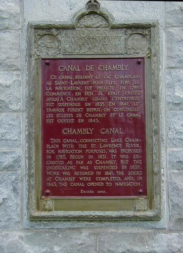 General view of Chambly Canal, showing the plaque, 2002.; Parks Canada Agency / Agence Parcs Canada, 2002.