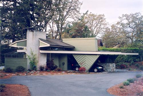 Exterior view, Trend House.; District of Saanich, 2004.
