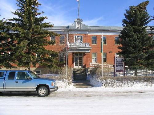 View of the front entryway of the Vibank Convent, 2004.; Government of Saskatchewan, Bruce Dawson, 2004