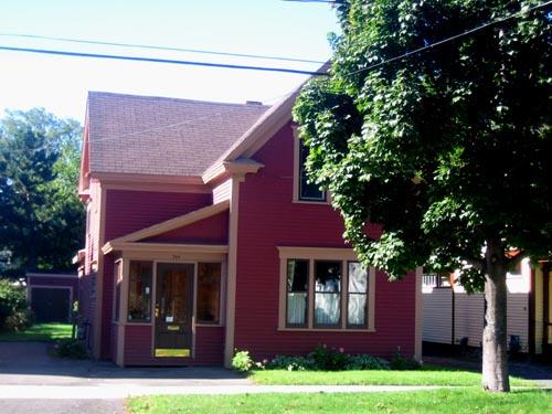Image of the Scarr Cottage, showing front view of dwelling; City of Fredericton