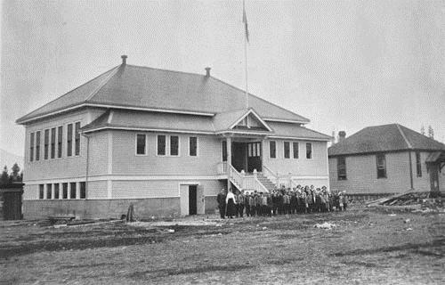92-6th Avenue NW; Village of Nakusp
