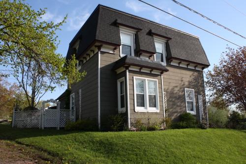 South and west elevations; Province of PEI, F.Pound, 2009