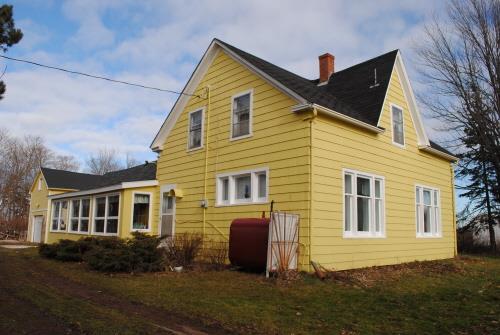 Side elevation; Province of PEI, F. Pound, 2010