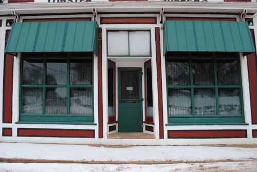Front facade detail; Province of PEI, F. Pound, 2010
