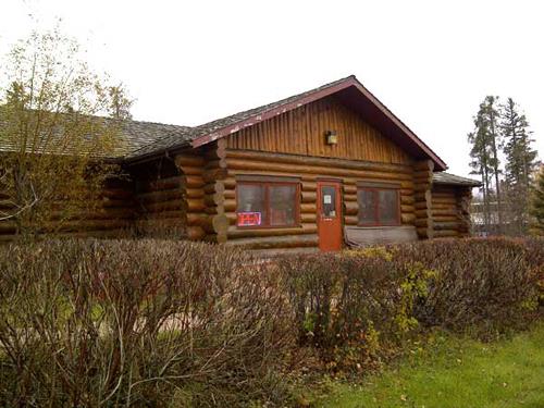 View of the main entrance façade of the Heritage North Museum, Thompson, 2012; Historic Resources Branch, Manitoba Culture, Heritage and Tourism, 2013