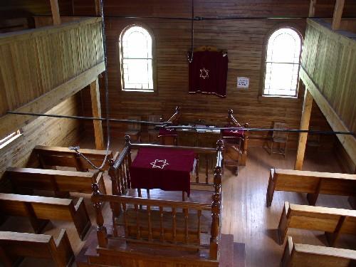 Interior view of Beth Israel Synagogue; Government of Saskatchewan, Bernard Flaman, 2004, 1994.