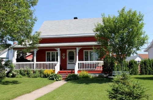 Example of a house in the city built in 135 days; Parks Canada | Parcs Canada