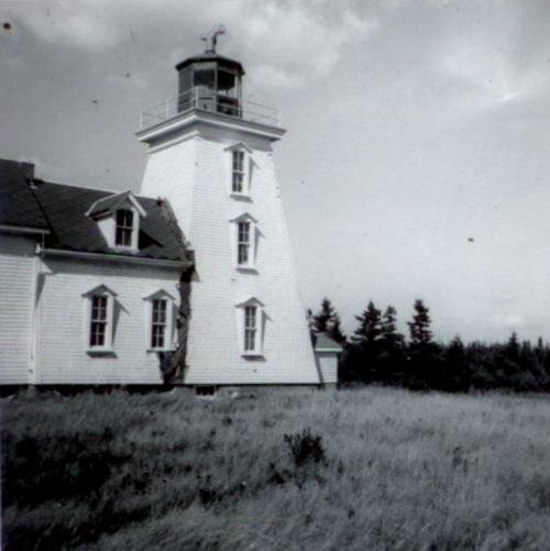 Lighthouse and dwelling, 1960; Carol Livingstone Private Collection