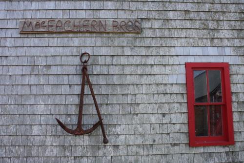 Detail; Province of PEI, F. Pound, 2009