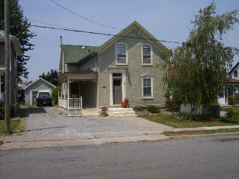 Front facade with side veranda; Photo courtesy of Thorold's LACAC