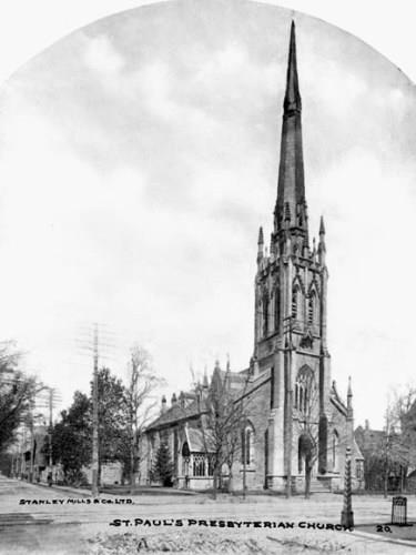 Oblique view of St. Paul's Presbyterian Church from Jackson St. – ca. 1909-1925; Stanley Mills and Co. Ltd., Library and Archives Canada. PA-032625.