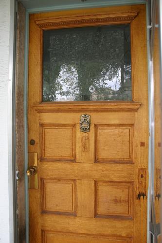 Front entrance of the Jackson House, Brandon 2013; Historic Resources Branch, Manitoba Tourism, Culture, Heritage, Sport and Consumer Protection, 2014