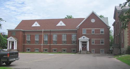 First United Church, western elevation, church hall, 2004; Heritage Division, N.S. Dept. of Tourism, Culture and Heritage, 2004
