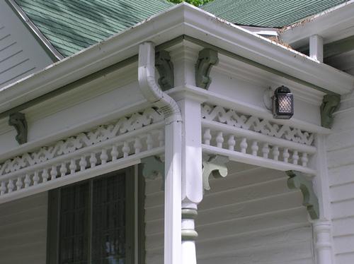 J.L. Doggett House, eave detail, 2004; Heritage Division, NS Dept. of Tourism, Culture and Heritage