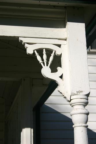 Porch detail of the Leander Lawlor House, Kenton, 2014; Historic Resources Branch, Manitoba Tourism, Culture, Heritage, Sport and Consumer Protection, 2015