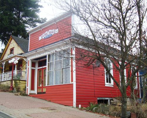 18 Roberts Street, Ladysmith; Town of Ladysmith, 2013