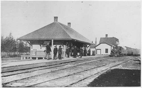 O'Leary Railway Station; PARO/PEI Acc 2767/40 Jack Turner Collection