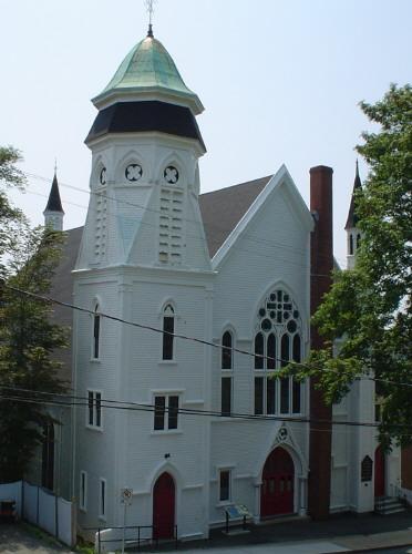 Central United Church, Old Town Lunenburg, Cumberland Street façade, 2004; Heritage Division, Nova Scotia Department of Tourism, Culture & Heritage, 2004