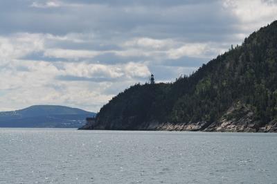 General view of Cap de la Tête au Chien Lighthouse; Agence Parcs Canada | Parks Canada Agency, Sarah Duquette.