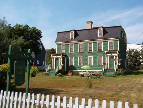 Keneally House front facade showing both sides of duplex, Carbonear; Heritage Foundation 2004