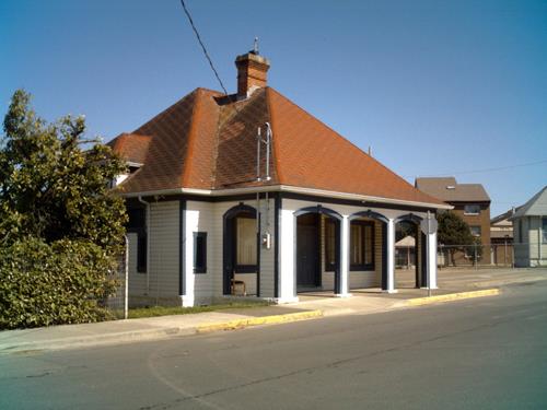 445 Head Street, Work Point Guard House; Township of Esquimalt, 2017