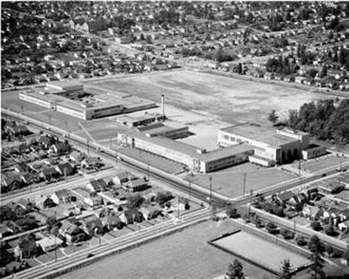 New Westminster Secondary School, 1962. Source: New Westminster Public Library (NWPL #630), Photo credit: Don LeBlanc; New Westminster Public Library (NWPL#630); Don LeBlanc photo