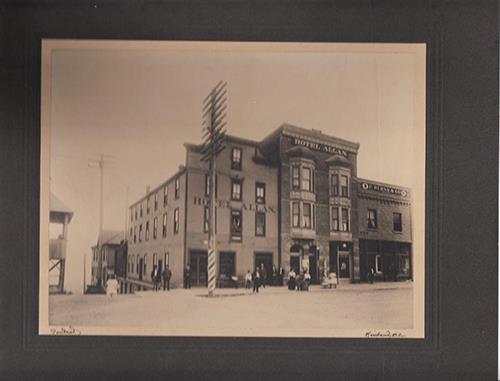 1973 Columbia Ave; City of Rossland