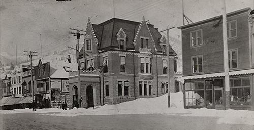 2090 Columbia Avenue; City of Rossland