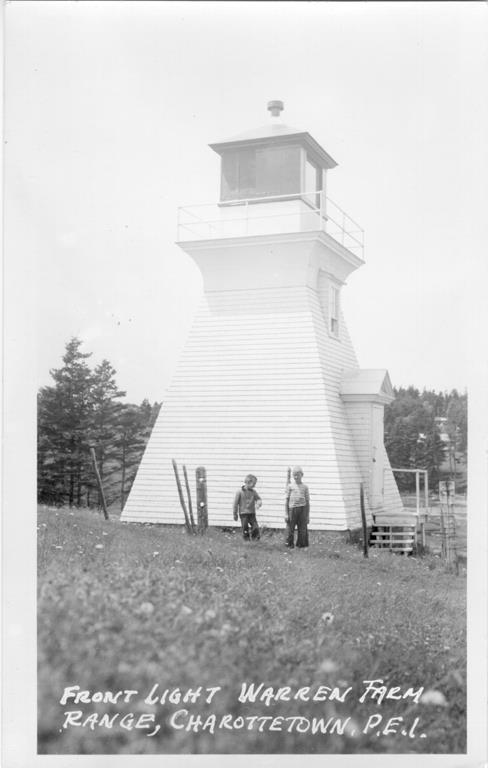 Front light, Warren Farm; Doug Murray Postcard Collection