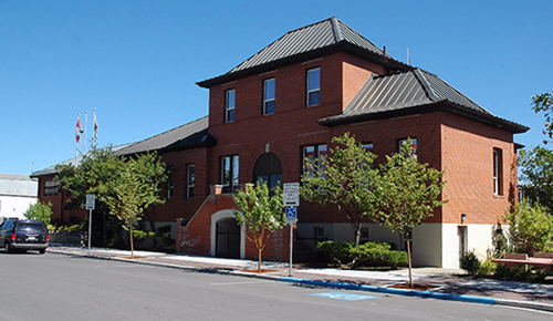 40 10th Avenue; City of Cranbrook