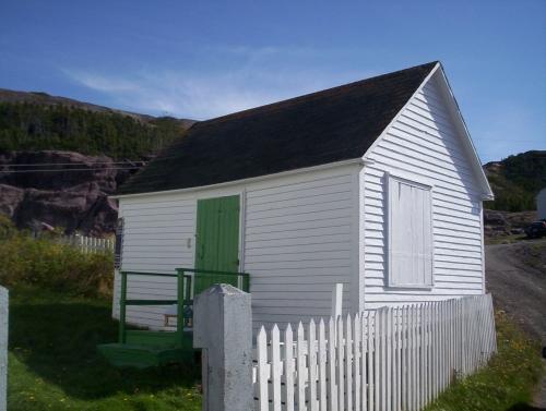 Exterior view of post office, Red Cliffe, NL, taken September 24, 2006.; HFNL/Dale Jarvis 2006