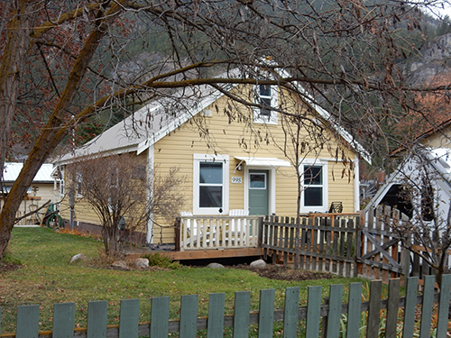 995 Ellis Ave; Ken Hoyle