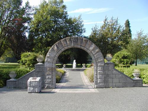 View of Jubilee Grove Arch, 2004; Don Dool, City of Burnaby, 2004