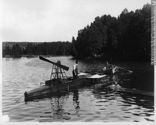 Hydroplane in "Beinn Bhreagh" harbour, A. G. Bell's estate, Cape Breton, NS, 1915 (?); Musée McCord Museum / Wm. Notman & Son / VIEW-8365
