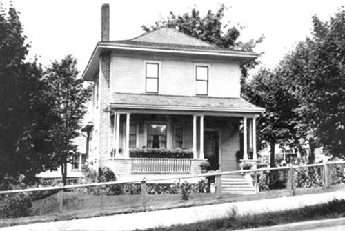 Steacy Residence; North Vancouver Museum and Archives #7483