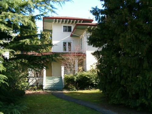 Exterior view of the residence at 214 West 6th Street, 2004; City of North Vancouver, 2004