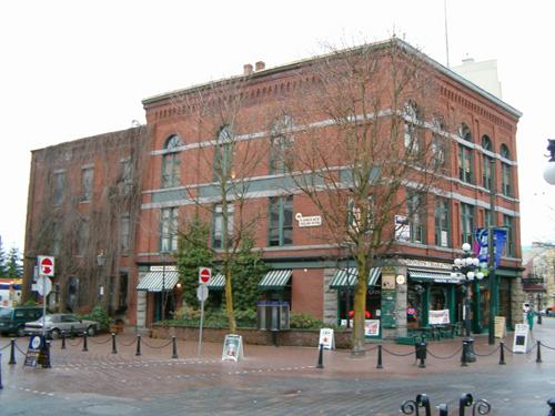 Exterior view of the Dunn Block; City of Vancouver, 2004