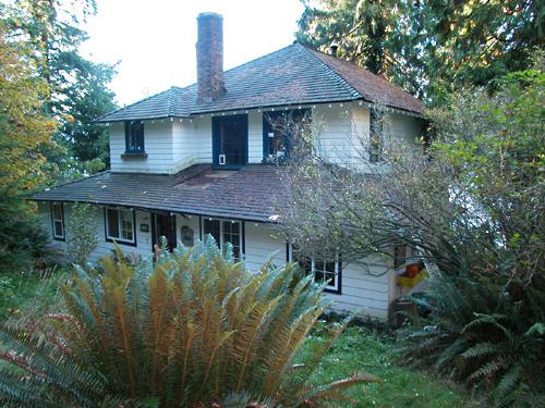Exterior view of the Bole House, 2004; City of Port Moody, 2004