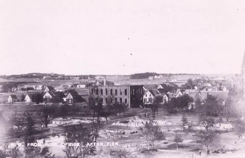 Showing the buildings to its north and west that its bulk shielded from the flames; MacNaught History Centre and Archives, Peter Pope Collection, 13.003